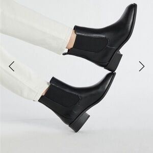 New JustFab Vernetta Chelsea Boot in Black